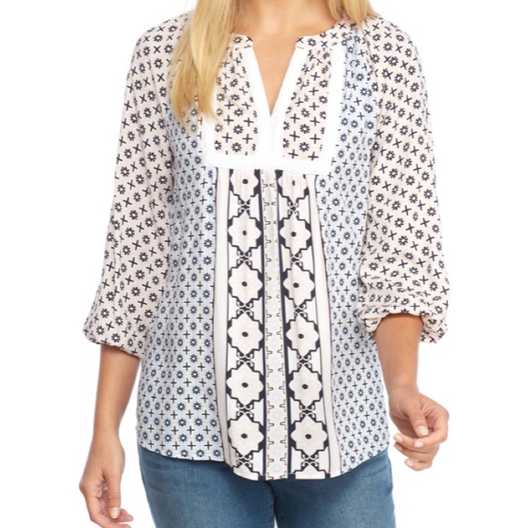crown & ivy Tops - Crown & Ivy Curvy Top Peasant Navy Pink NWT 1X